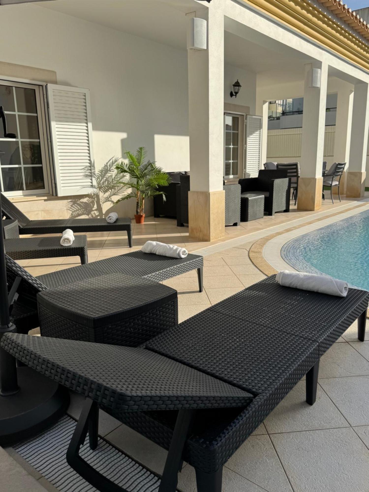 Villa Bonita Guesthouse Albufeira Old Town المظهر الخارجي الصورة